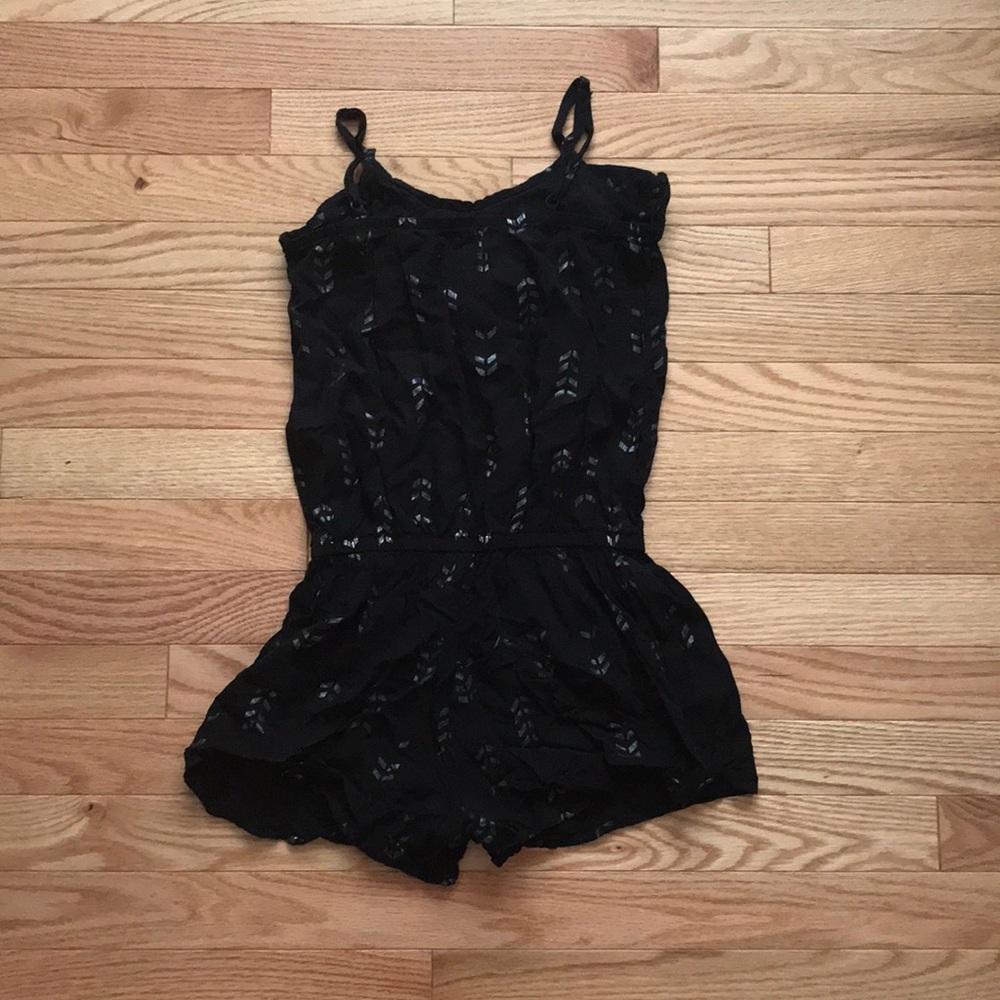 Girls 2 shoulder cut-out dresses & 1 black romper.